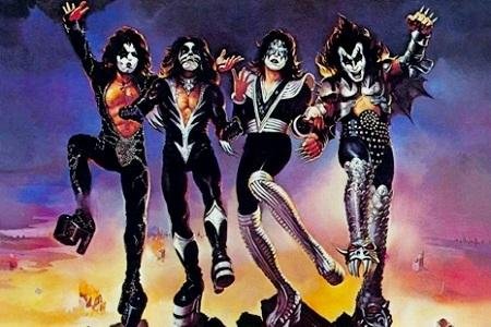 Режиссер «Ангелов Чарли» МакДжи снимет байопик группы KISS